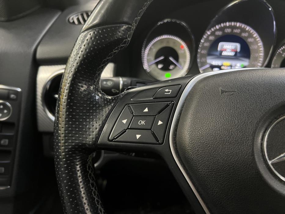 MERCEDES-BENZ GLK 2012