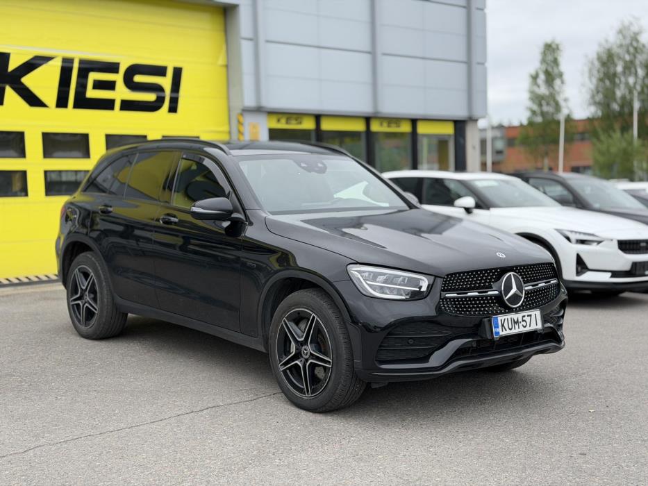 MERCEDES-BENZ GLC 2021