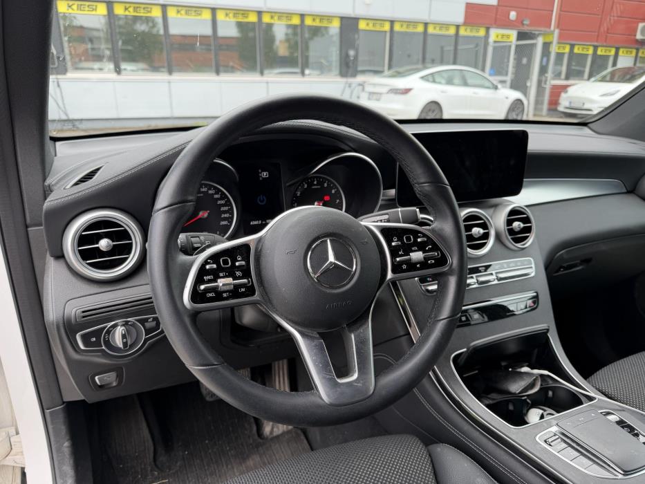 MERCEDES-BENZ GLC 2020