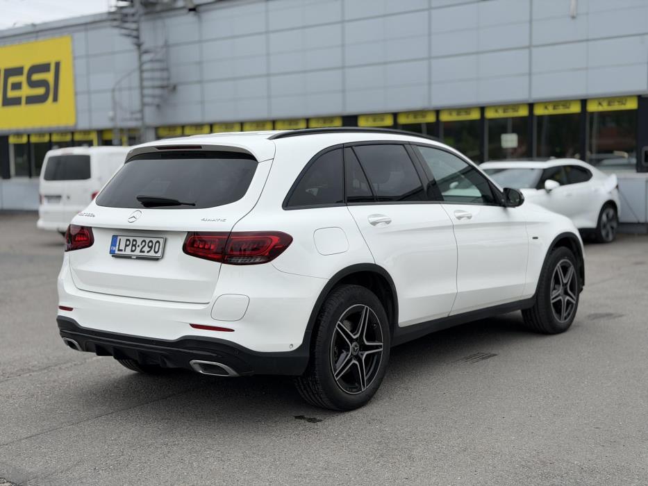MERCEDES-BENZ GLC 2020