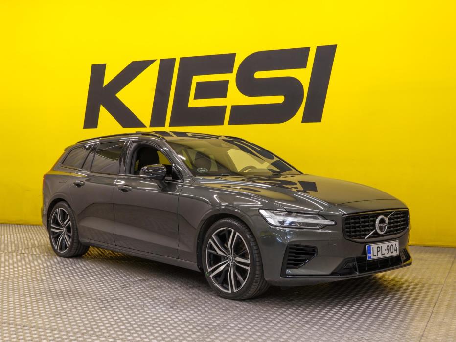 VOLVO V60 2021