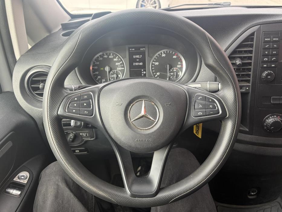 MERCEDES-BENZ Vito 2016