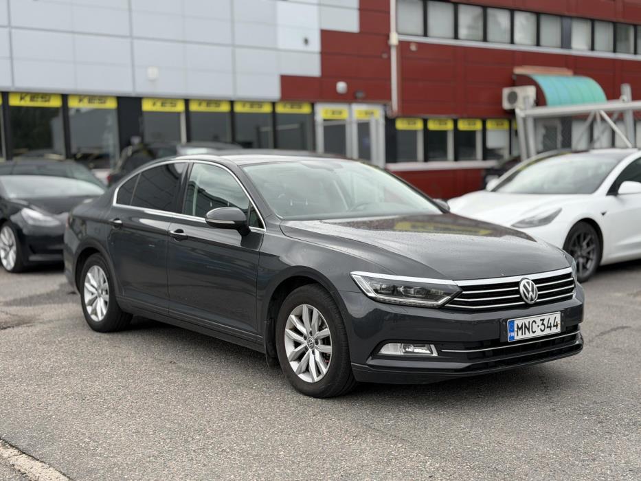VOLKSWAGEN Passat 2018