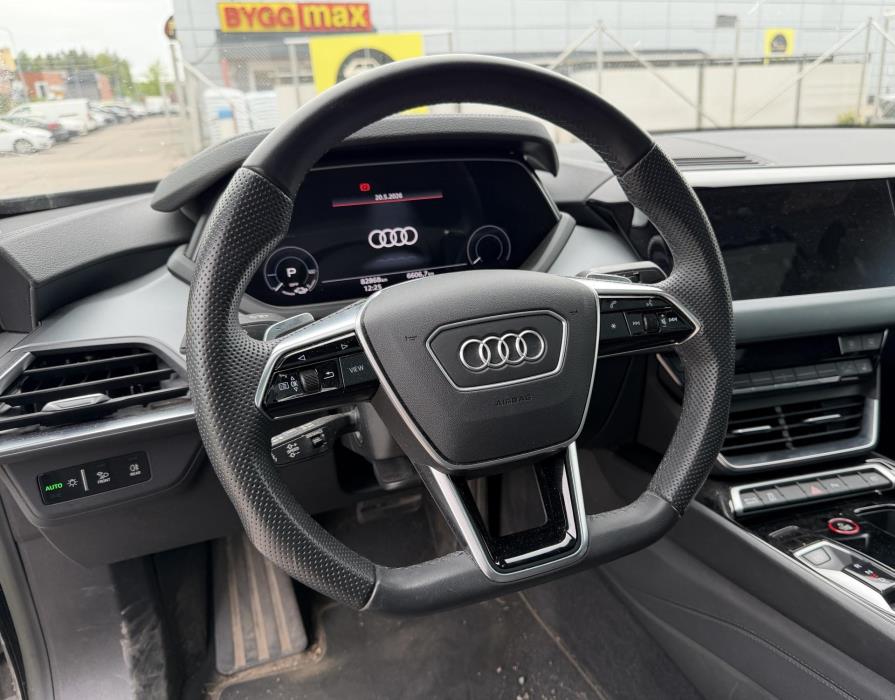 AUDI e-tron GT 2023