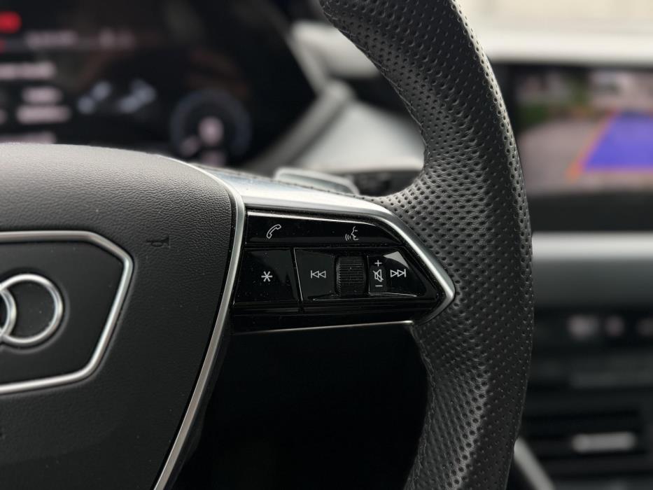 AUDI e-tron GT 2023