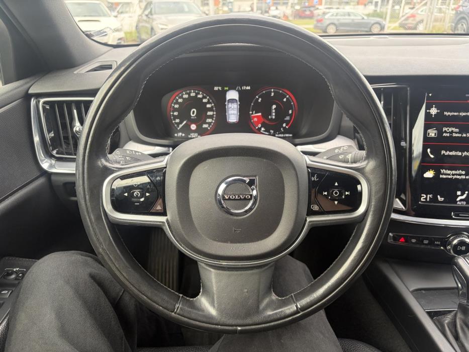 VOLVO V60 2019