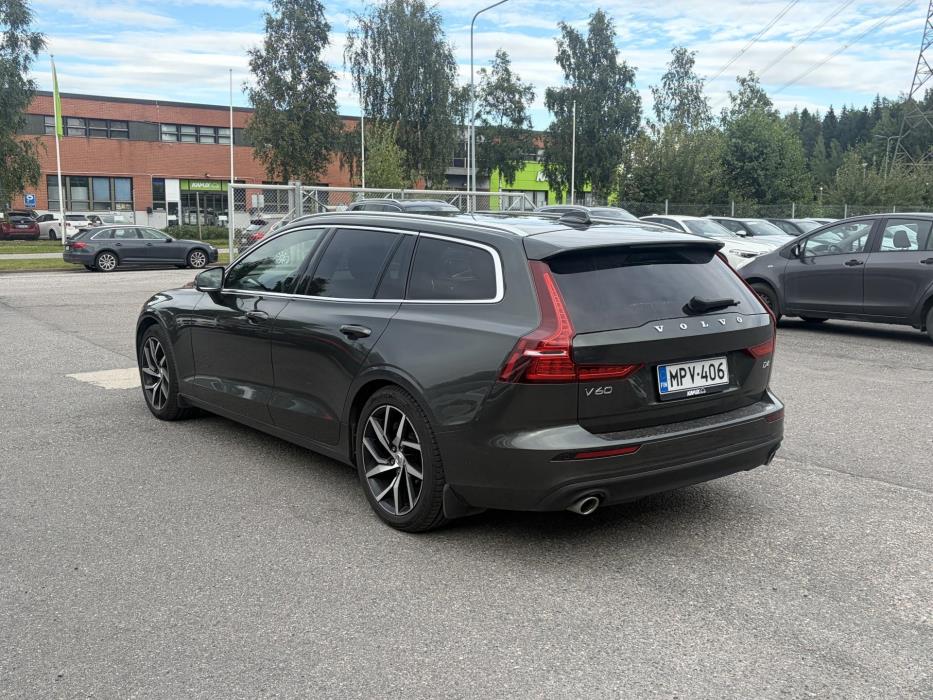 VOLVO V60 2019