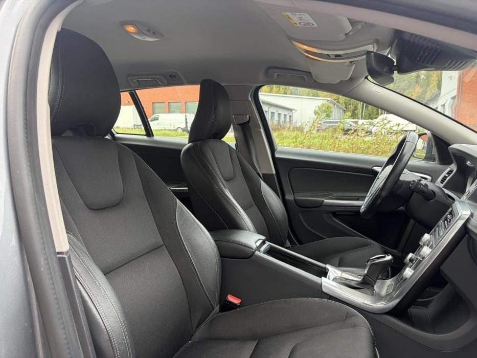 VOLVO V60 2018