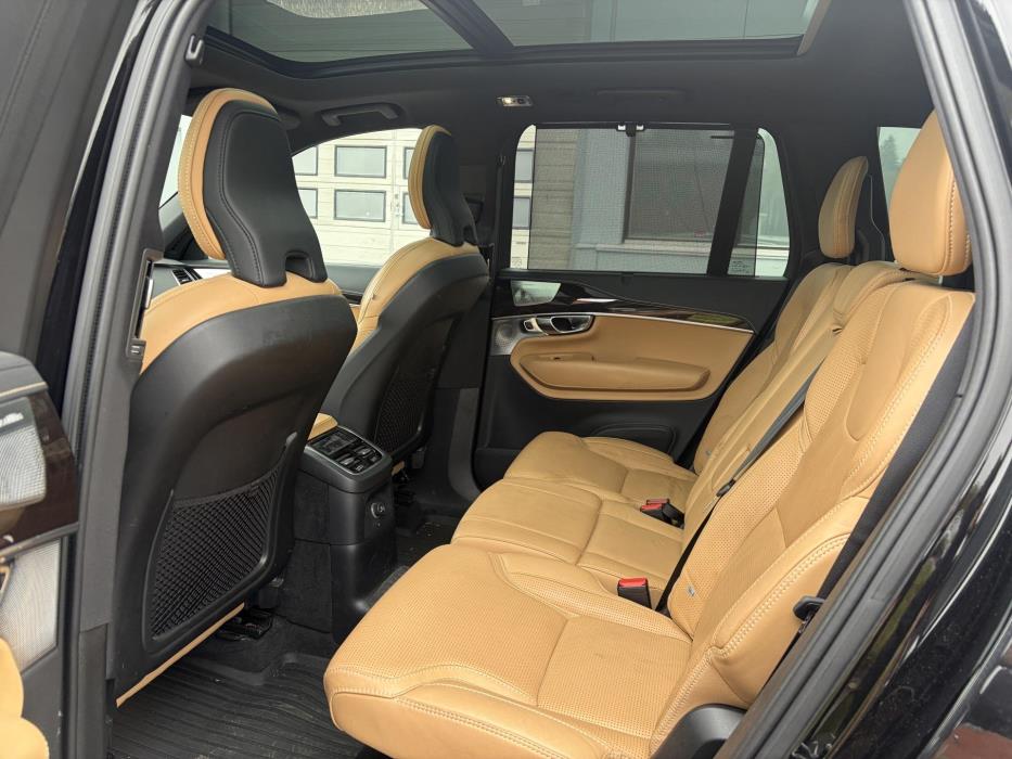 VOLVO XC90 2019