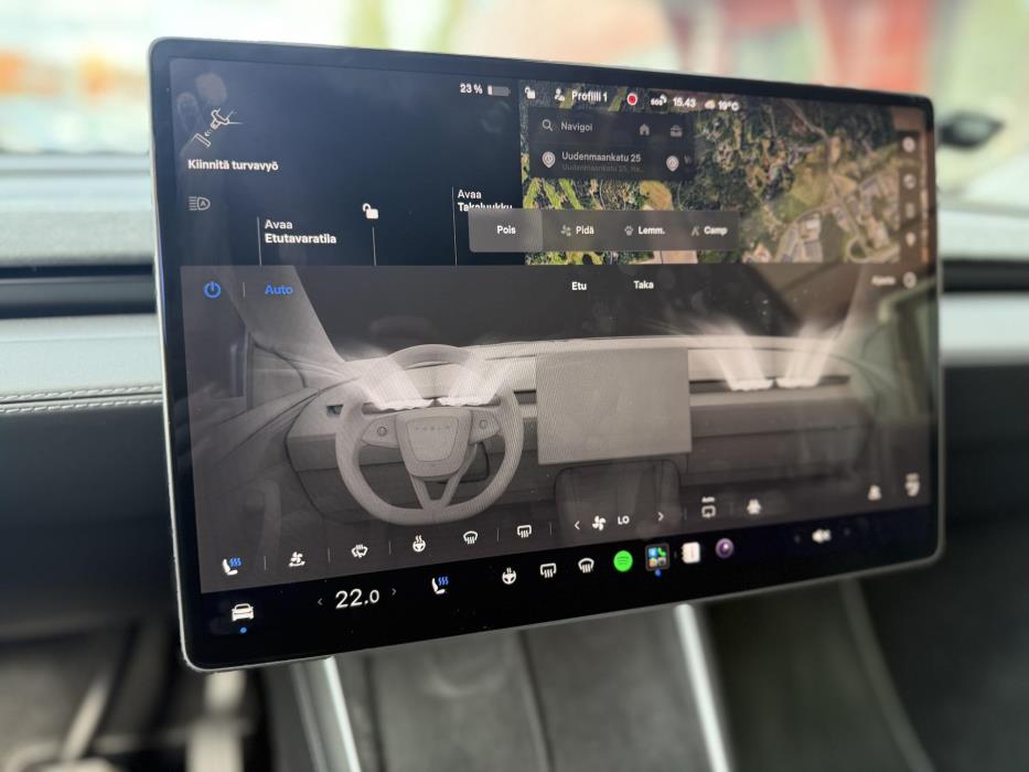 TESLA Model Y 2025