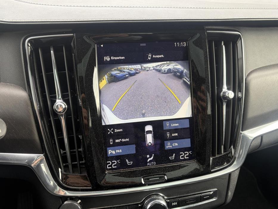 VOLVO V90 Cross Country 2017