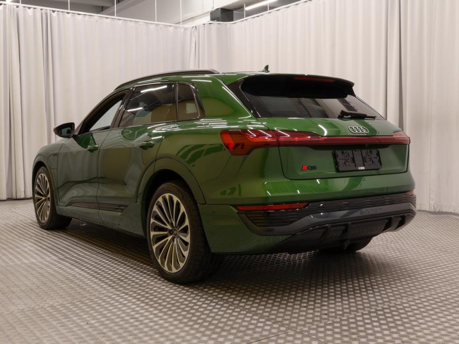 AUDI Q8 e-tron 2024