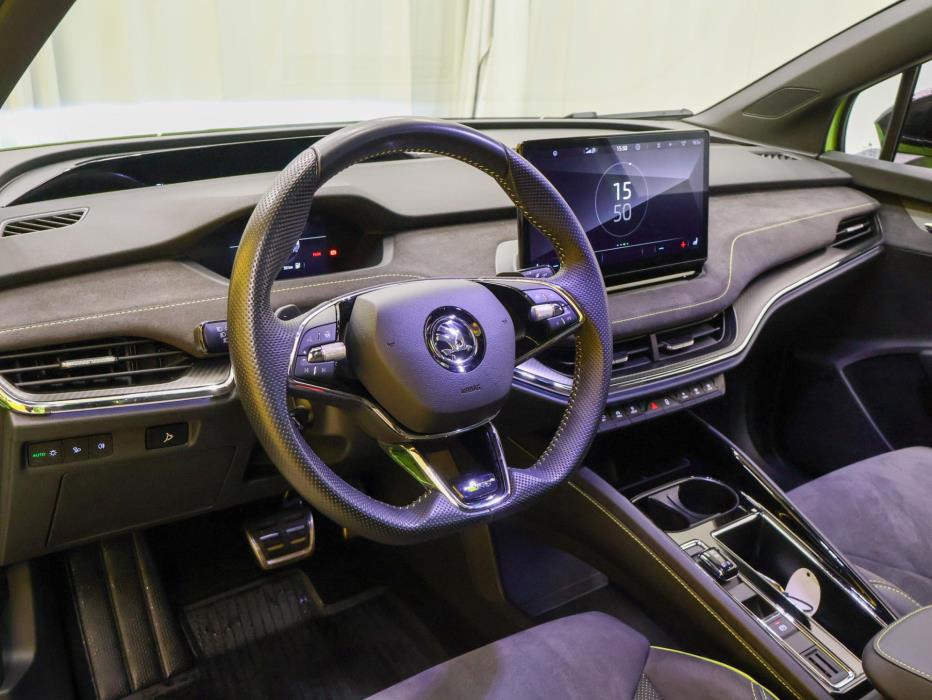 SKODA Enyaq 2023