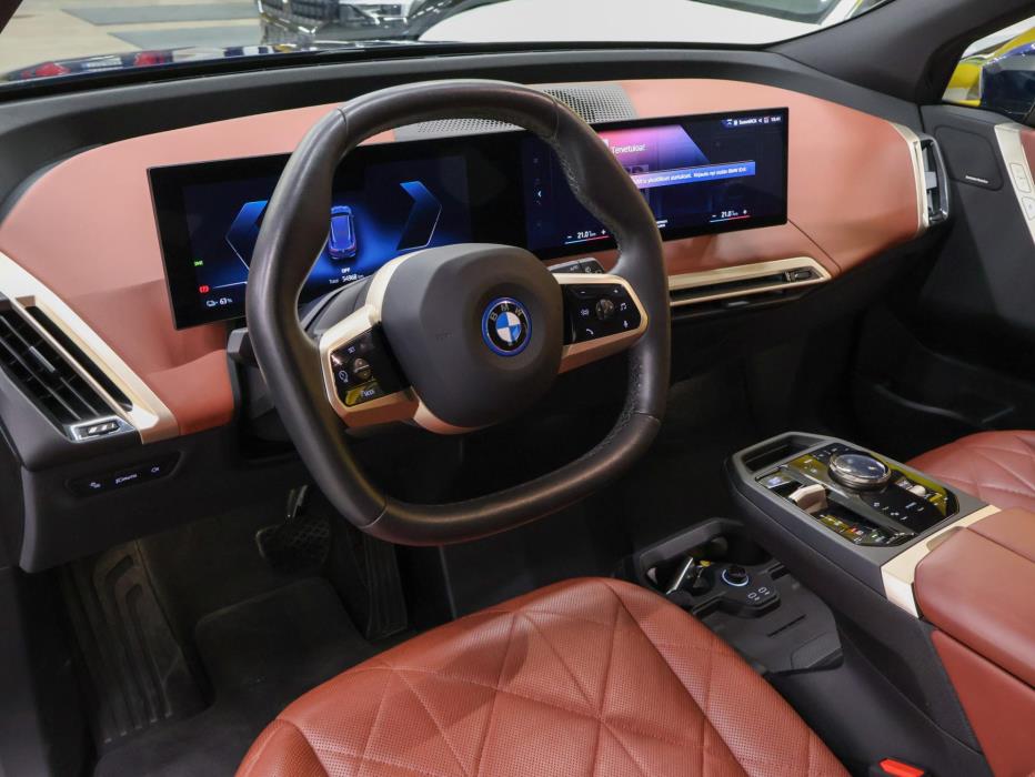 BMW iX 2022