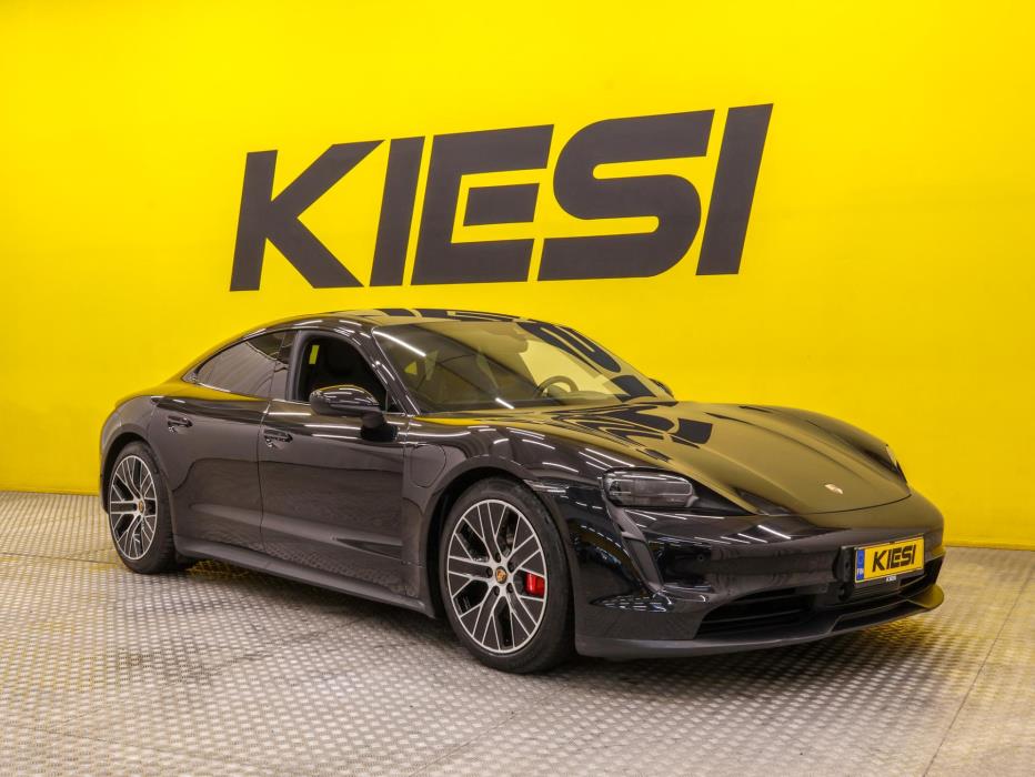 PORSCHE Taycan 2021
