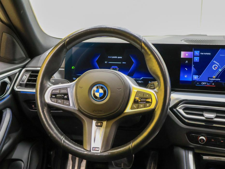 BMW i4 2023