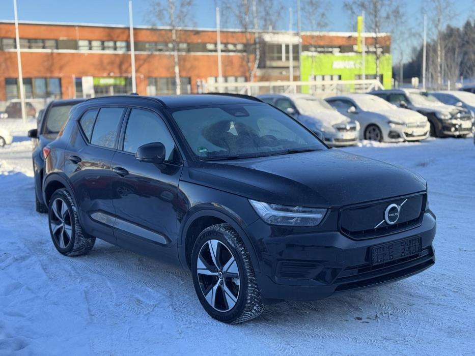 VOLVO XC40 2022