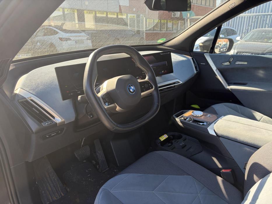 BMW iX 2023