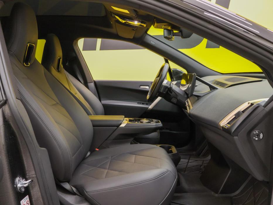 BMW iX 2023