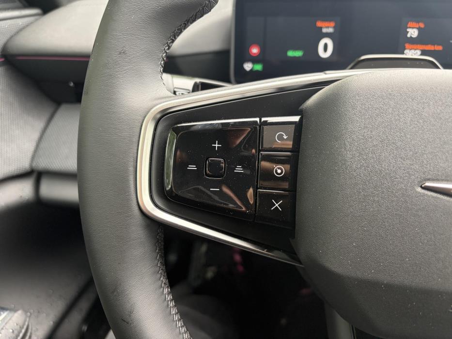 POLESTAR 4 2026