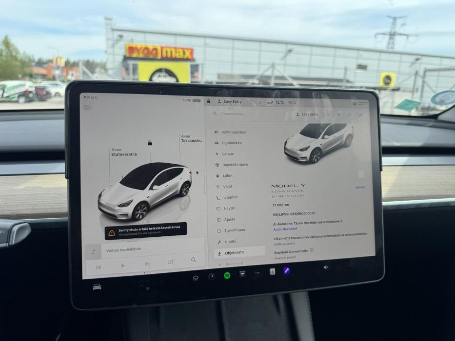 TESLA Model Y 2022