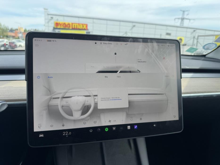 TESLA Model Y 2022