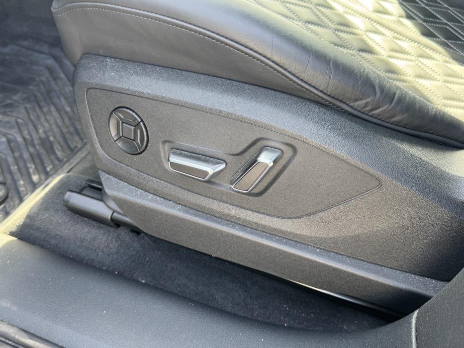 AUDI e-tron 2023