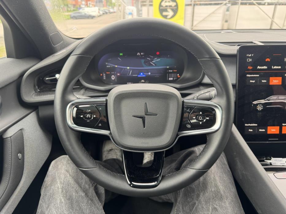 POLESTAR 2 2023