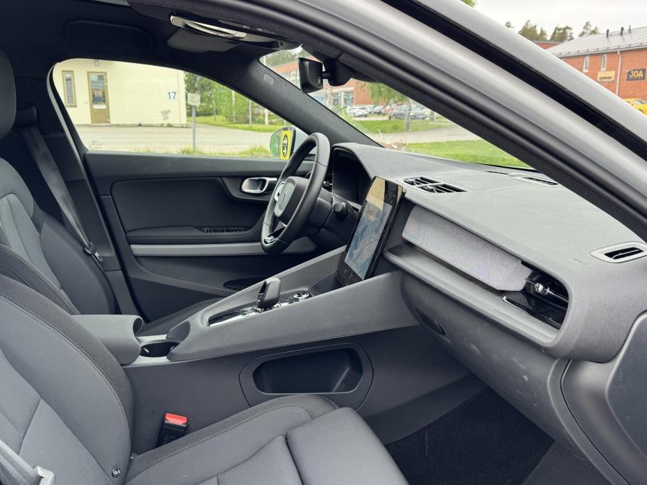 POLESTAR 2 2023
