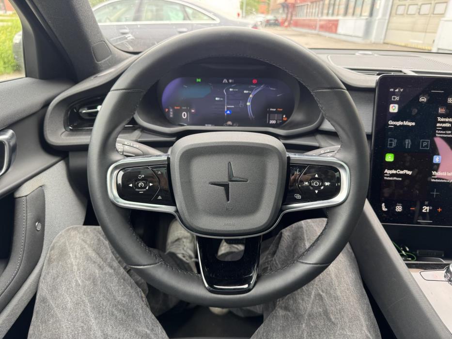 POLESTAR 2 2023