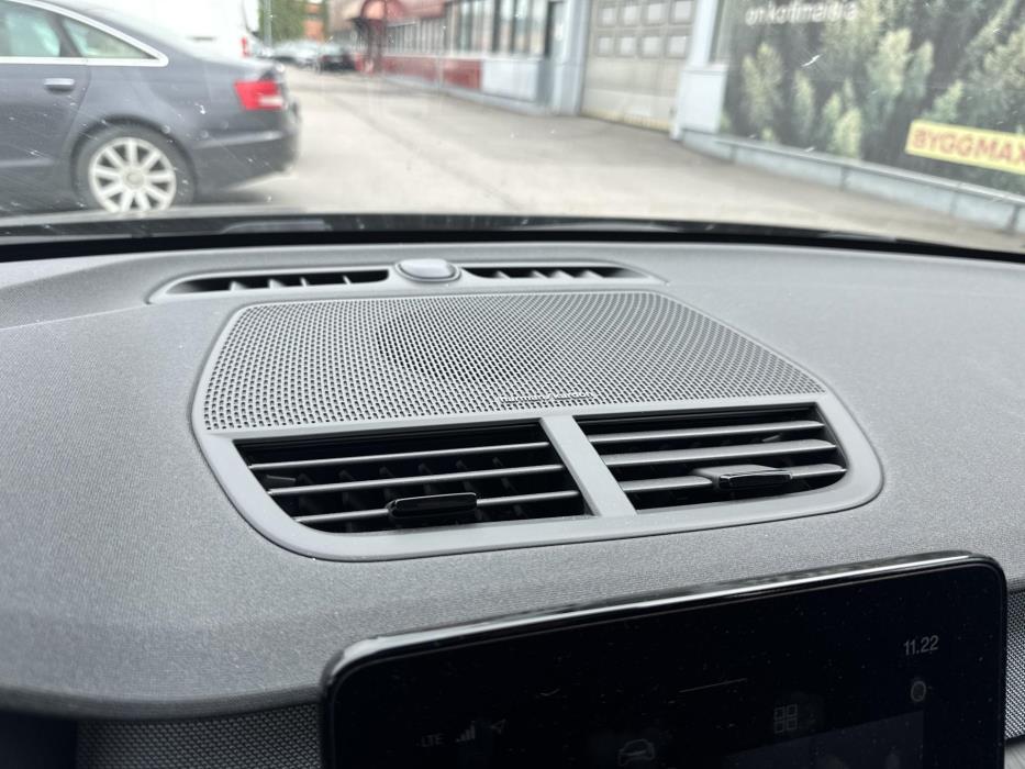 POLESTAR 2 2023