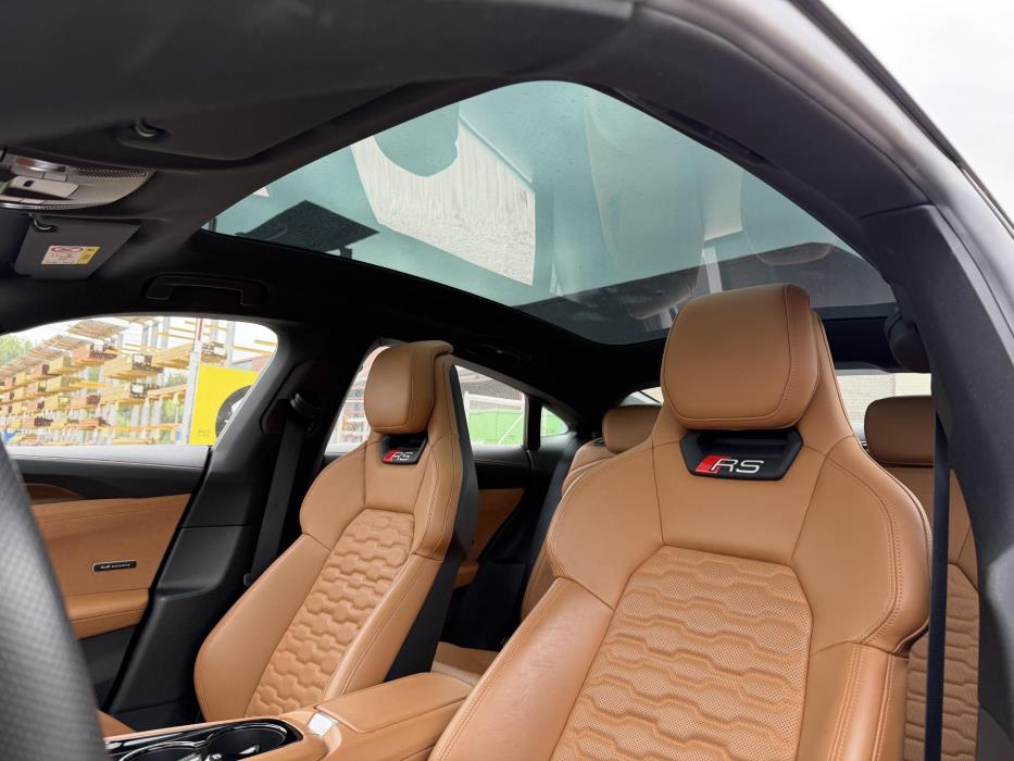 AUDI e-tron GT 2022