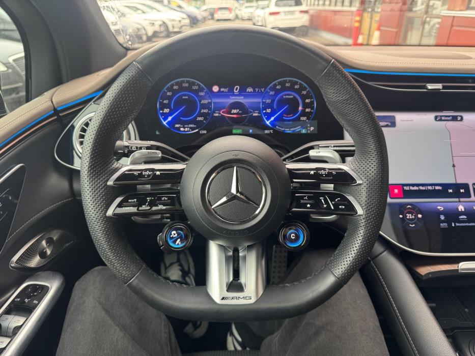 MERCEDES-BENZ EQE SUV 2023