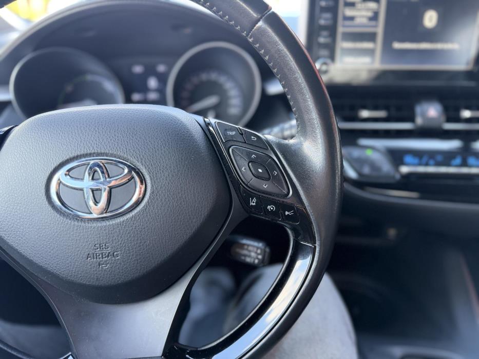 TOYOTA C-HR 2022
