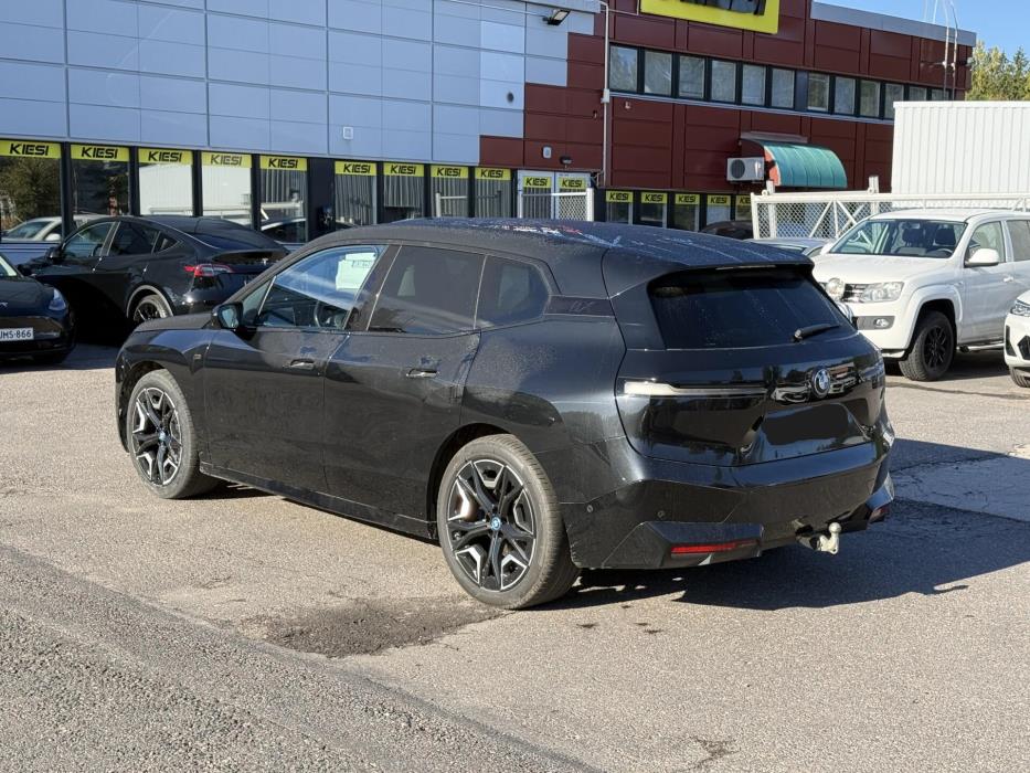 BMW iX 2022