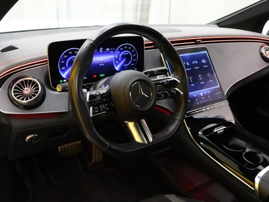MERCEDES-BENZ EQE 2023