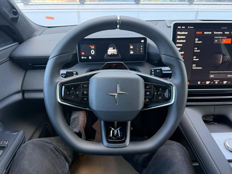 POLESTAR 4 2026