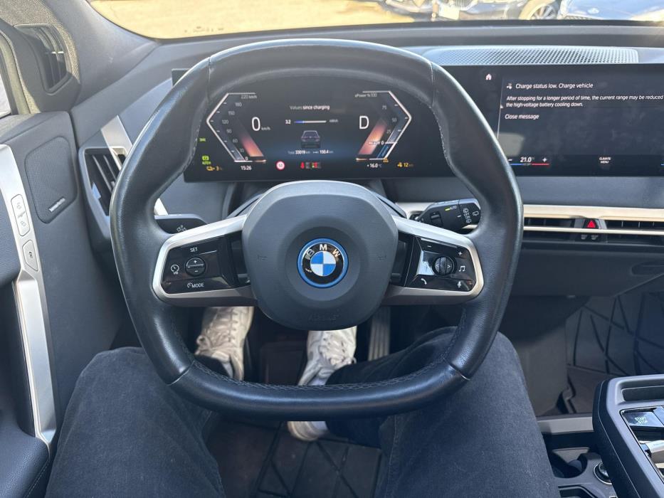 BMW iX 2023