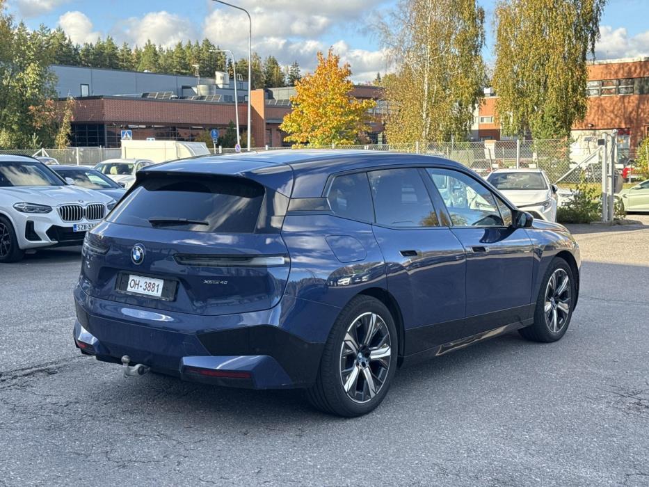 BMW iX 2023