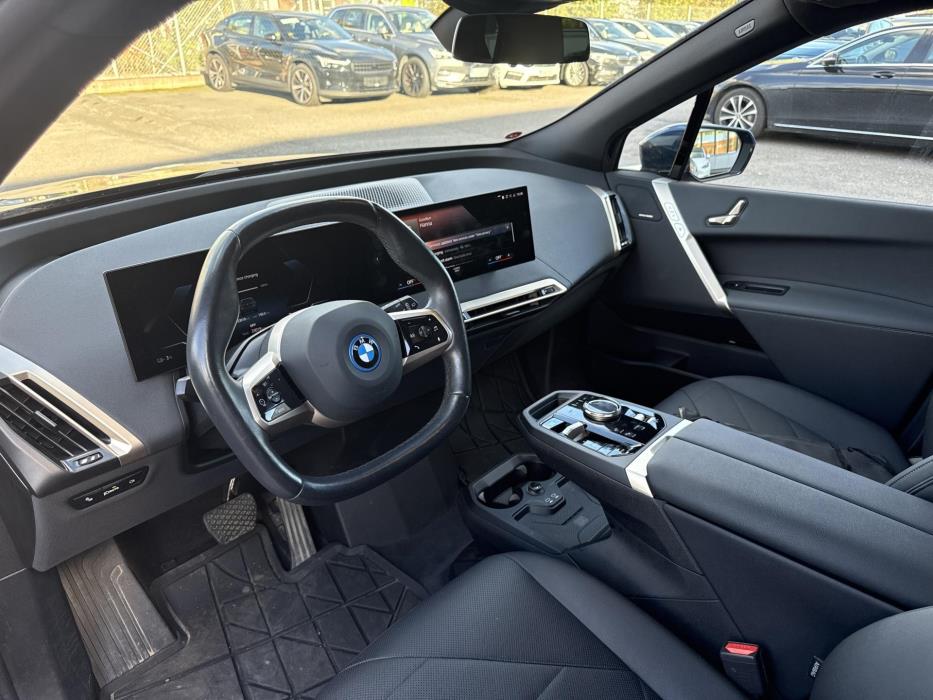 BMW iX 2023