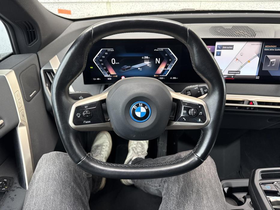 BMW iX 2022