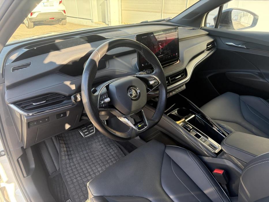 SKODA Enyaq 2023