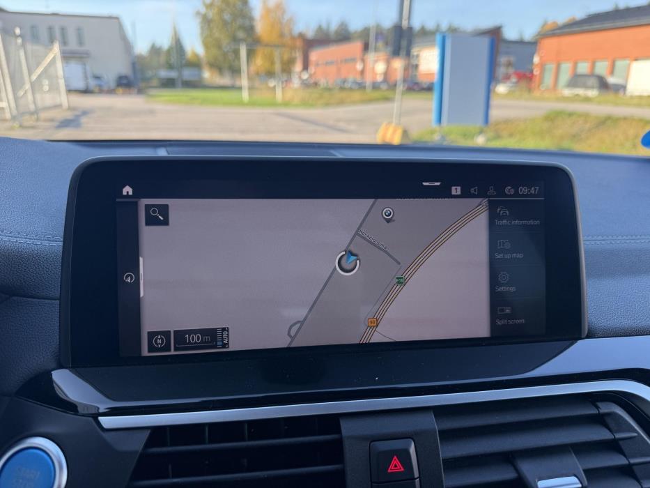 BMW iX3 2021