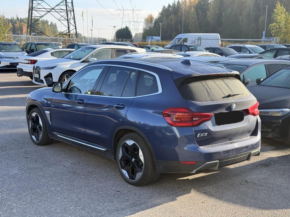 BMW iX3 2021