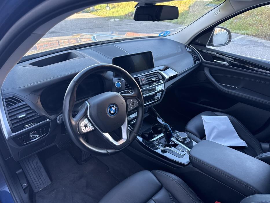 BMW iX3 2021
