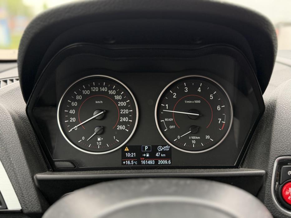 BMW M135i 2016