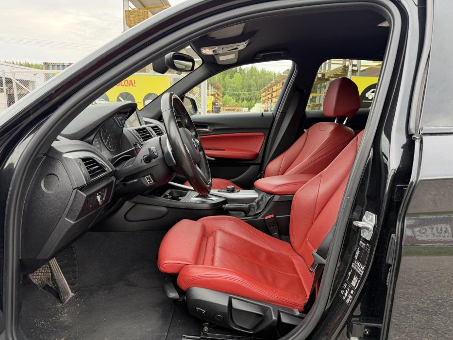 BMW M135i 2016