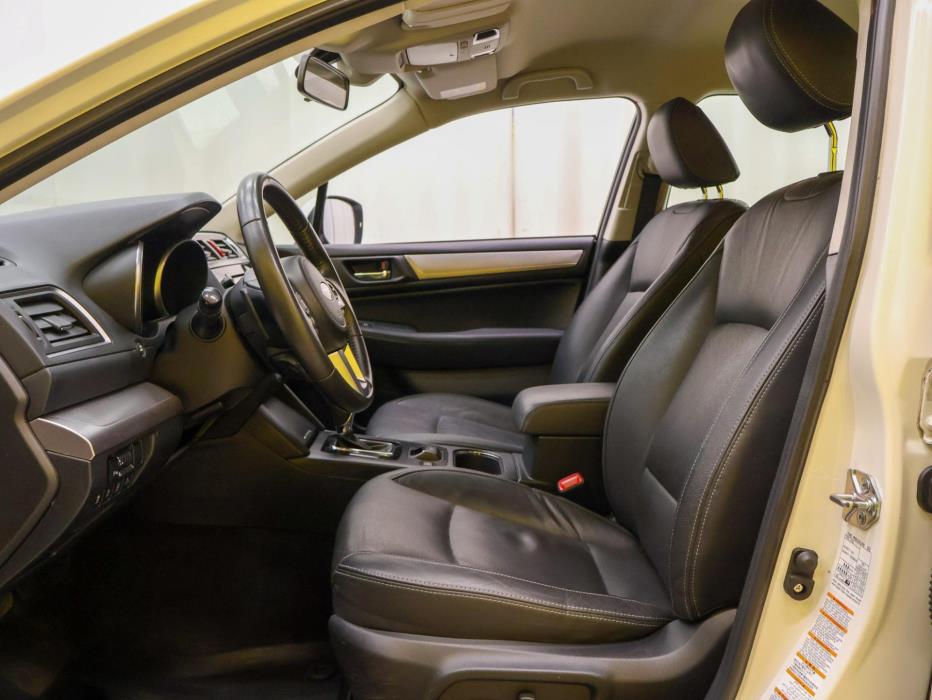 SUBARU Legacy 2017