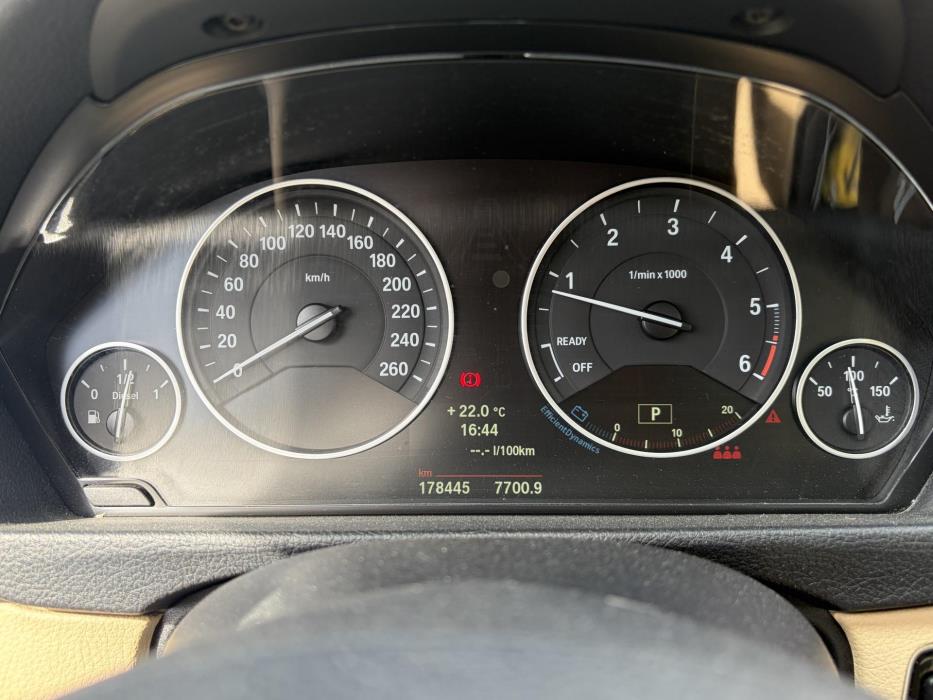 BMW 320 2014