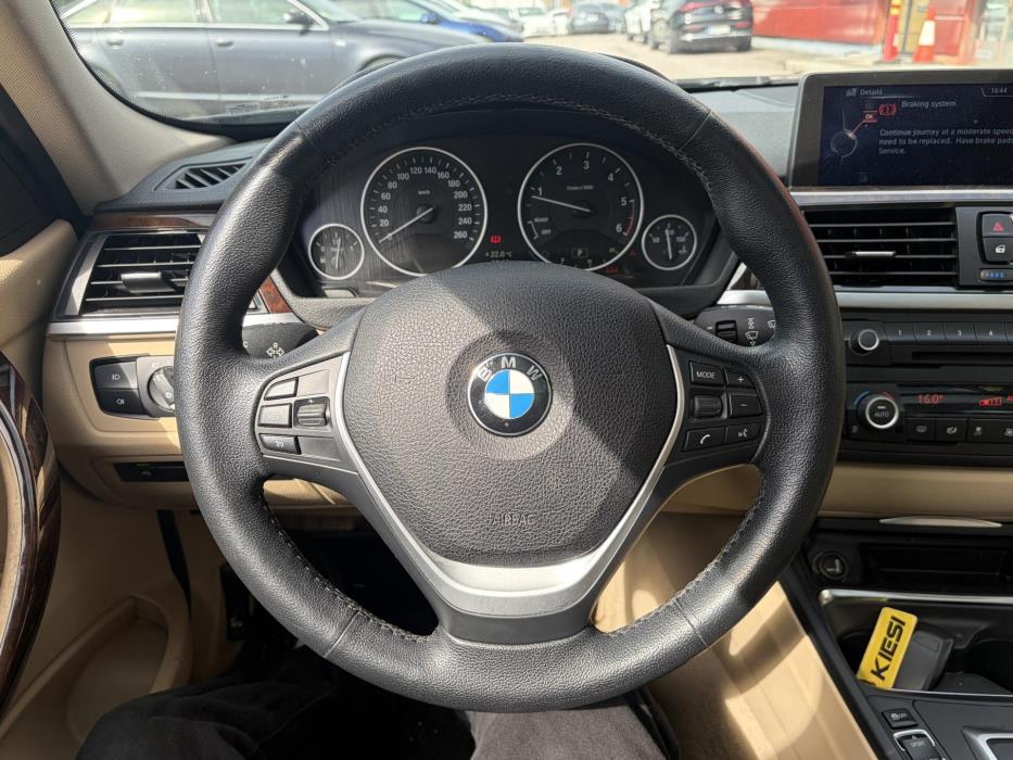BMW 320 2014